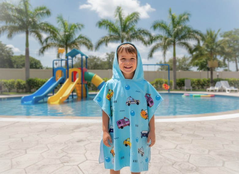 Aquakiddo Poncho Cars New